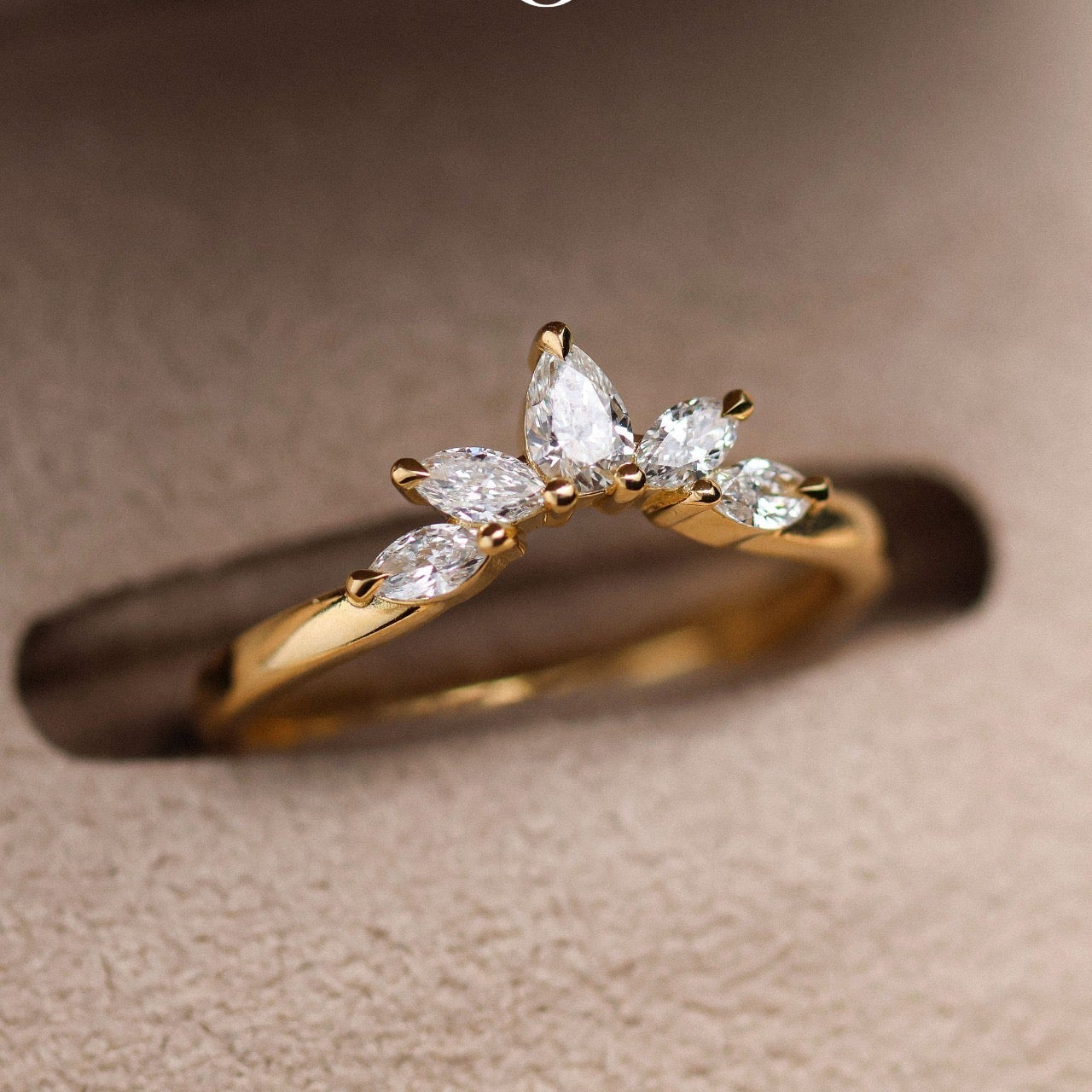 Bespoke lab grown diamond wedding ring