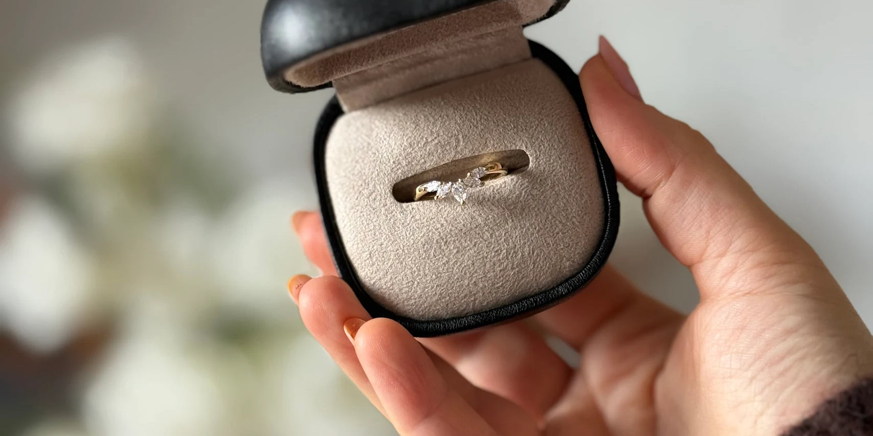 custom wedding ring made in London by independent jewellers