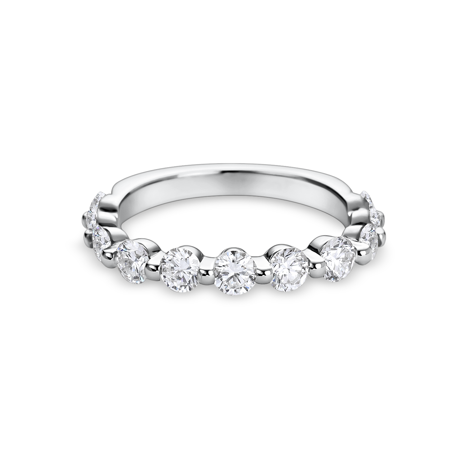 Round Diamond Shared Claw Band