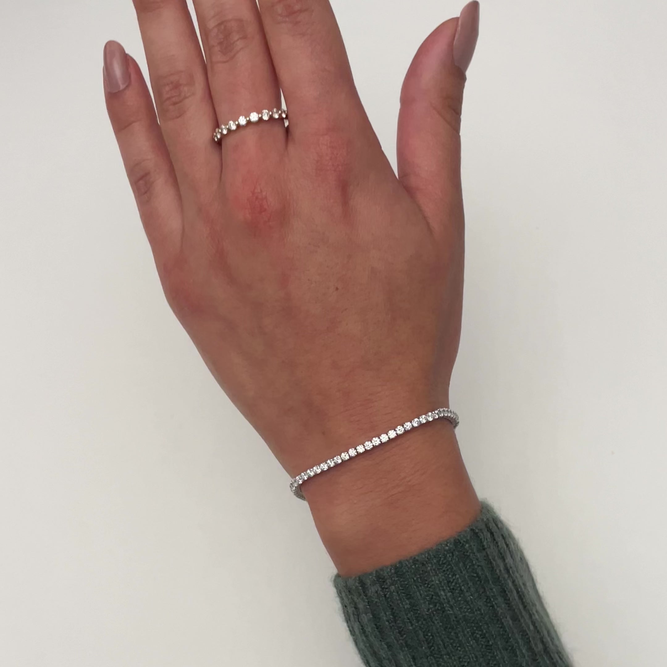 3ct lab grown round diamond tennis bracelet in 18k gold